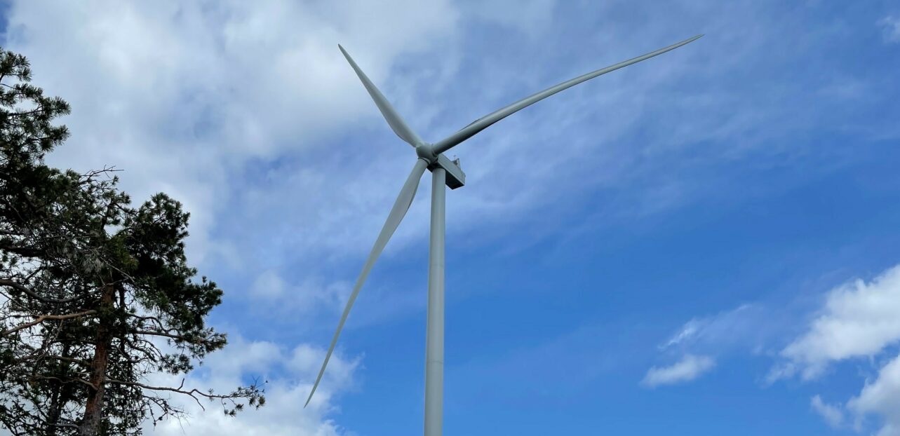 Foto av vindmølle